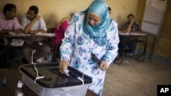 На избирательном участке в Александрии. Египет. 17 июня 2012 г.
