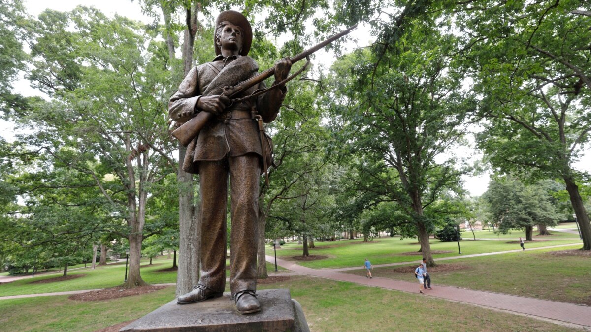 US Cities Debate Fate of Confederate Statues