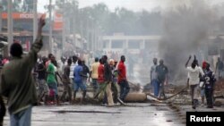 Des manifestants dans Bujumbura, 5 mai 2015