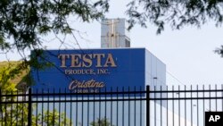 Testa Produce Inc. plant on the South Side of Chicago, July 20, 2017. Older people are dying on the job at a higher rate than workers overall, even as the rate of workplace fatalities decreases, according to an Associated Press analysis of federal statist