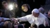 Paus Sebut Internet Karunia Tuhan