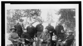 Chester A. Arthur (center) and members of his trip to Yellowstone National Park
