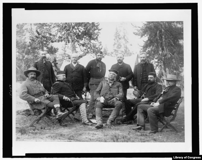 Chester A. Arthur (center) and members of his trip to Yellowstone National Park