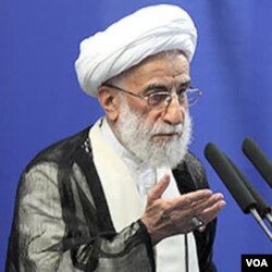 Ayatollah Ahmad Jannati mengatakan, eksekusi tidak perlu dilakukan.