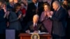 امریکہ: صدر بائیڈن کے دستخط شدہ ون ٹریلین ڈالر انفراسٹرکچر پیکج میں ہے کیا؟
