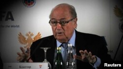 Presiden FIFA Sepp Blatter bertekad menumpas ‘permainan sandiwara’ dalam pertandingan sepakbola (foto: dok). 
