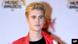 Justin Bieber tại Liên Hoan Phim Cannes ở Pháp.