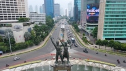 FILE - Tugu Selamat Datang di Bundaran Hotel Indonesia, Jakarta, 14 September 2020. (ADEK BERRY / AFP)