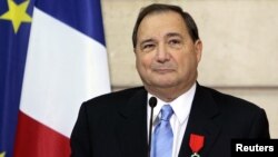 FILE - Abraham Foxman, national director of the Anti-Defamation League, a U.S. group that fights racism and anti-Semitism, delivers his speech after he was awarded with the medal of Knight in the Legion of Honor order by French President Jacques Chirac du