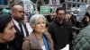 Jill Stein, candidata del Partido Verde, llega para una conferencia de prensa frente a la Torre Trump en Nueva York. 