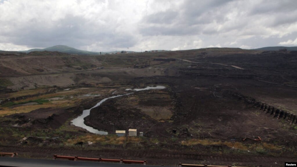 Kosovë, debate për krizën e paralajmëruar energjetike