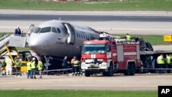 Todavía está en curso la investigación que busca dar respuestas a lo que ocurrió para que el avión ruso se incendiara. Un rayo es una de las hipótesis.