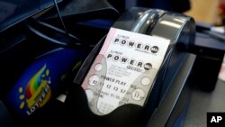 Este sábado 27 de octubre el Powerball ofrece un premio acumulado de $750 millones de dólares.