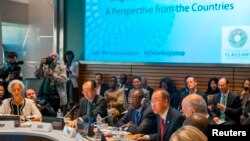 From left, IMF Managing Director Christine Lagarde, World Bank Group President Jim Yong Kim, Guinea's President Alpha Conde and United Nations Secretary-General Ban Ki-moon address Ebola crisis during IMF-World Bank annual meetings in Washington, Oct. 9, 2014.