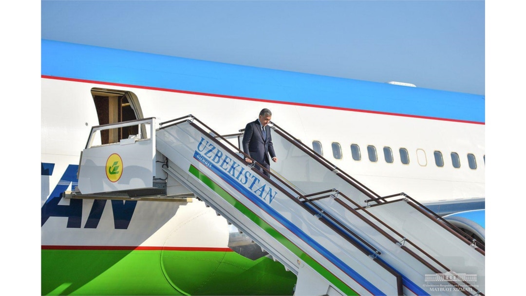 Prezident Mirziyoyevning eng katta yutuqlari tashqi siyosatda, deydi "Amerika Ovozi" bilan gaplashgan diplomatlar va ekspertlar