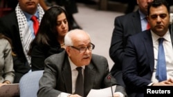 리야드 만수르 팔레스타인 유엔 주재 대사가 지난달에 열린 유엔 안보리 회의에서 연설하고 있다. 팔레스타인은 지난 2011년 미국의 거부권으로 유엔 정회원국 가입 신청이 무산된 후, 2012년 유엔총회에서 '옵서버 국가' 자격을 얻었다. 