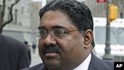 Galleon Group founder Raj Rajaratnam, right, arrives at federal court with his attorney, in New York (File Photo - April 4, 2011).