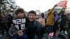 한국 국회, 박근혜 대통령 탄핵안 가결...대다수 시민 반응 "당연한 결과"