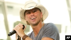 Kenny Chesney performs on NBC's "Today" show in New York, June 22, 2012. 