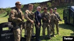U.S. Senator John McCain poses for a picture with U.S. Green Berets, part on a Joint Combined Exchange Training with Serbia's antiterrorism unit in Belgrade, Serbia, April 10, 2017. (Source - Twitter @SenJohnMcCain)