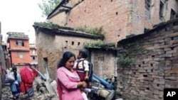 بھارت: زلزلے میں ہلاک ہونے والوں کی تعداد سو تک پہنچ گئی