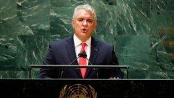 El presidente de Colombia, Iván Duque, también señaló que “las brechas existentes entre las naciones, respecto al proceso de vacunación, son inauditas” y convocó a la comunidad internacional a avanzar con equidad en la distribución de las vacunas contra el COVID-19.