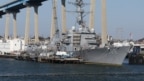Tư liệu: Tàu khu trục có tên lửa dẫn đường USS Wayne E. Meyer tại cảng San Diego, California, ngày 12/4/2015. REUTERS/Louis Nastro/File Photo