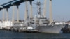 Эсминец ВМС США прошел вдоль спорных островов в Южно-Китайском море 