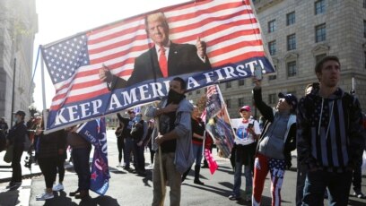 Người ủng hộ ông Trump xuống đường ở thủ đô Washington DC.