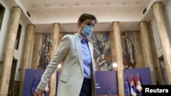 Premijerka Ana Brnbić rekla je da je Krizni štab odlučio da sve ostane kako jeste uprkos