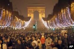 پـێشـوازی جیهان له‌ سـاڵی نوێ