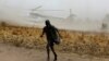 Trực thăng của Chương trình Lương thực Thế giới Liên Hiệp Quốc đáp xuống làng Rubkuai, bang Unity, bắc Nam Sudan, ngày 18/2/2017. 