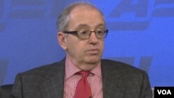 Norman Ornstein, political analyst at the American Enterprise Institute, speaks with VOA in a recent interview. 