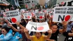 南韓與日本貿易爭端﹐韓民眾抗議日本。
