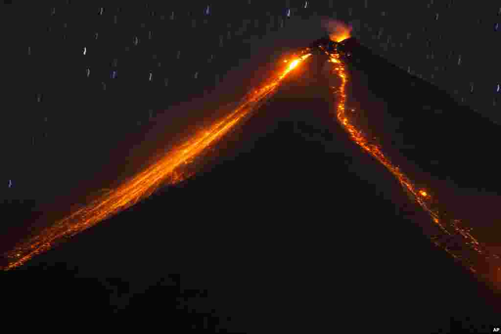 The Volcano of Fire releases lava, seen from Escuintla, Guatemala, Jan. 4, 2016.