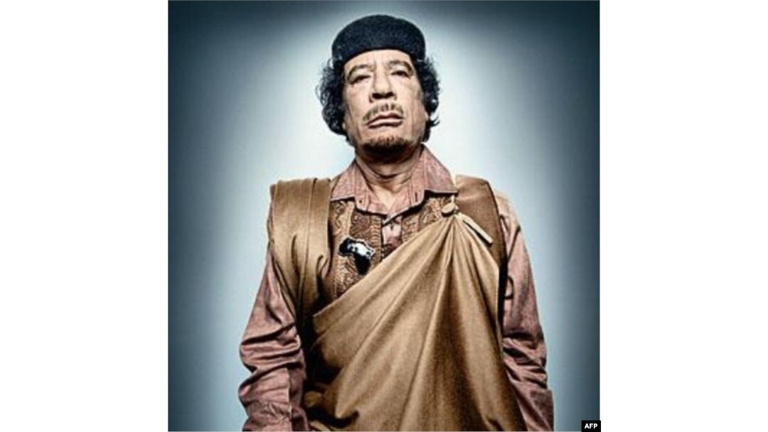Muammar Qaddafiy hokimiyatga kelganida 27 yoshda edi. U Liviyani qariyb 42 yil boshqardi.
