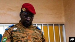 Le lieutenant-colonel Issac Yacouba Zida a été nommé Premier ministre de la transition au Burkina Faso mercredi 19 novembre 2014.