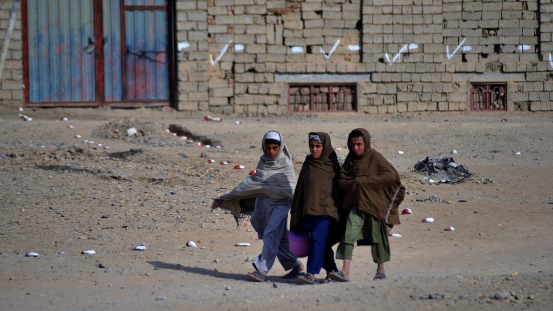 4 Afghan kids playing with unexploded shell killed in school