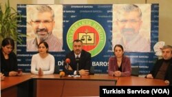 Diyarbakir Barosu açlık grevleriyle ilgili basın açıklaması yaptı