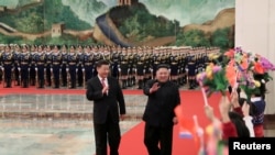 시진핑 중국 국가주석이 지난해 1월 베이징을 방문한 김정은 북한 국무위원장을 위해 인민대회당에서 환영행사를 열었다.