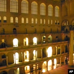 夜晚的国家建筑博物馆