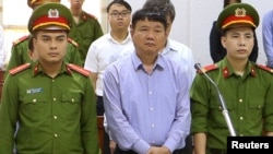 Đinh La Thăng trong phiên tòa ngày 29 tháng Ba, 2018.