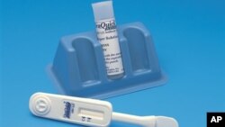 Dụng cụ thử nghiệm HIV tại nhà OraQuick