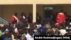 Palais de justice de N'Djamena, 11 trafiquants de drogue sont condamnés de 5 à 10 de prison, le 11 janvier 2018. (VOA/André Kodmadjingar)