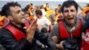 Rritet numri i refugjatëve në Greqi