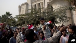 Sledbenici egipatskog predsednika Muhameda Morsija danas u Kairu održali skup