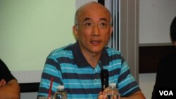 香港科技大學社會科學部副教授成名表示，香港本土派與民主派的爭議會延續一段時間