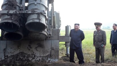 Lãnh đạo Triều Tiên Kim Jong Un có mặt tại một địa điểm thử nghiệm phi đạn "siêu đại" vào tháng 9/2019.