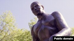 A statue of John Henry in Summers County, West Virginia.