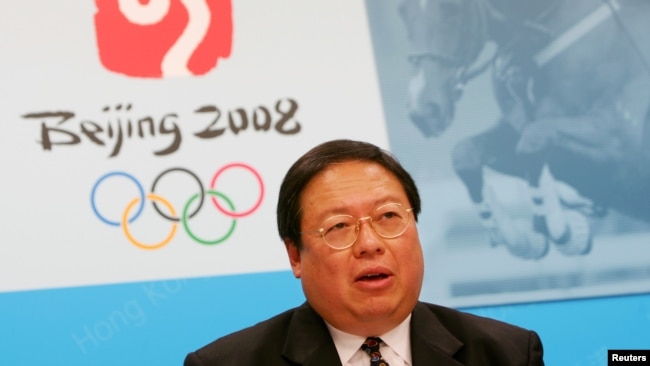 2005年7月8日，香港民政事务局局长何志平在新闻发布会上讲话，宣布2008北京奥运会的马术赛事将在香港举行。